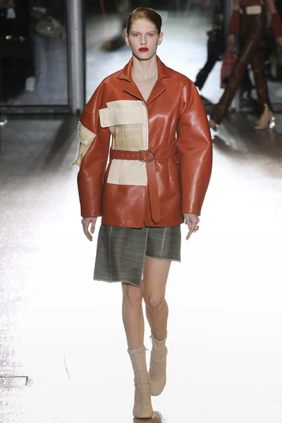 Look 21